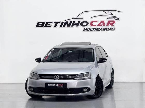 VOLKSWAGEN JETTA 2.0 COMFORTLINE FLEX 4P TIPTRONIC
